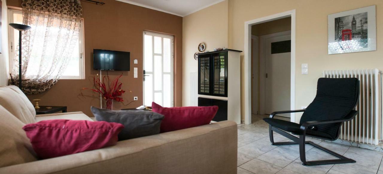Royal Artemis Beach, Athens, Airport Apartment *